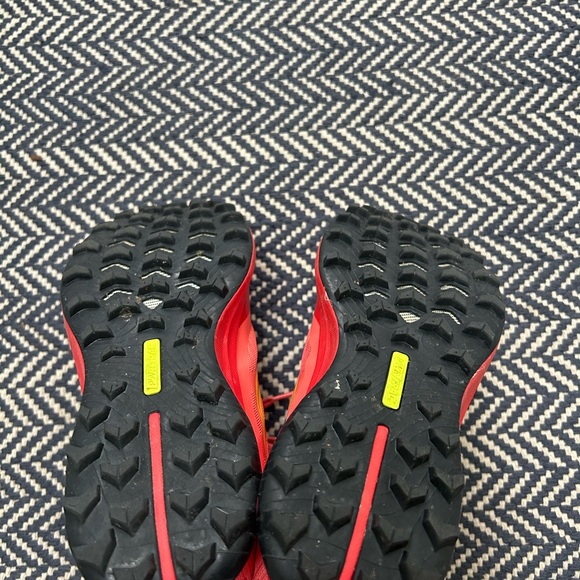 Saucony Women's Peregrine 12 Trail Red/Coral Running Shoes 6.5 - Picture 5 of 7